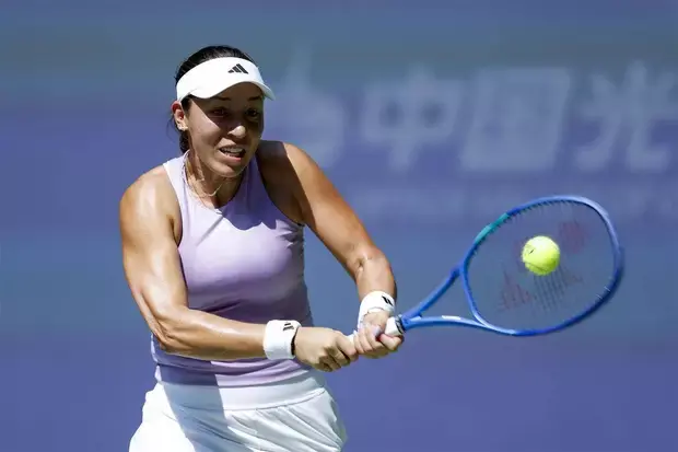 萨巴伦卡, 一记正手直 萨巴伦卡, 一记正手直